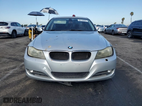 2011 BMW 3 Series 328i xDrive with VIN WBAPK7C56BA819100, listed as a Copart auction lot 66148664 with 121,601 mi miles and Salvage Title. Bid and sale history available at carsss.com. Image 5.