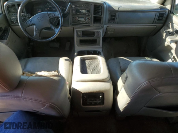 2004 Chevrolet Suburban LT with VIN 1GNEC16ZX4J141691, listed as a Copart auction lot 80963324 with 381,337 mi miles and Salvage Title. Bid and sale history available at carsss.com. Image 8.