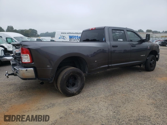 2019 Ram 3500 Tradesman with VIN 3C63RRGL5KG648415, listed as a Copart auction lot 70651854 with 0 mi miles and Salvage Title. Bid and sale history available at carsss.com. Image 3.