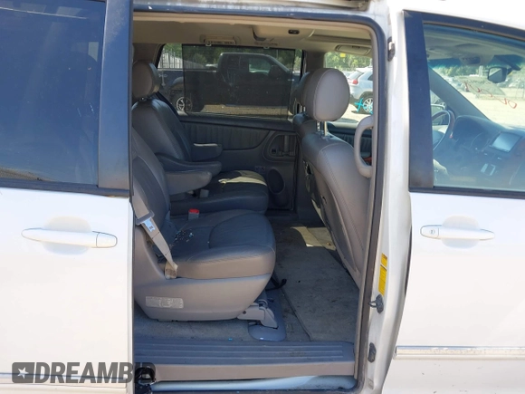 2008 Toyota Sienna XLE with VIN 5TDBK22CX8S013241, listed as a IAAI auction lot 42609126 with 201,919 mi miles and . Bid and sale history available at DreamBid. Image 8.