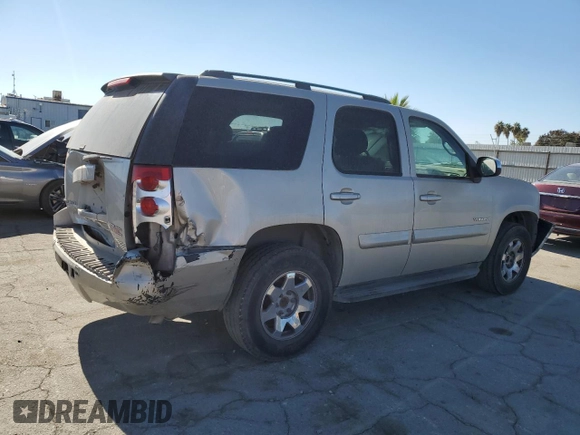 2007 GMC Yukon SLE w/3SA with VIN 1GKFC13C87R396962, listed as a Copart auction lot 79020564 with 241,051 mi miles and Clean Title. Bid and sale history available at carsss.com. Image 3.