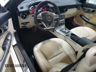 2017 Mercedes-Benz SLC 300 z VIN WDDPK3JA4HF141251, wystawiony jako Copart lot #71945714 z przebiegiem 47 165 mil mil oraz Szkoda całkowita • Salvage title. Historia ofert i sprzedaży dostępna na DreamBid. Obrazek 8.