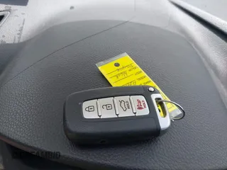 2014 Hyundai Azera with VIN KMHFG4JG3EA354276, listed as a IAAI auction lot 41892879 with 114,147 mi miles and . Bid and sale history available at carsss.com. Image 11.