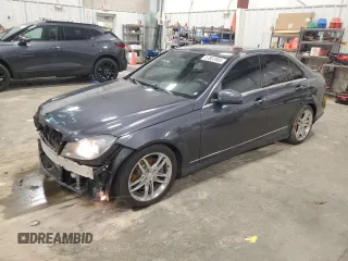2013 Mercedes-Benz C 300 Sport z VIN WDDGF8AB1DR259700, wystawiony jako Copart lot #57857905 z przebiegiem 127 083 mil mil oraz Czysty tytuł • Clean title. Historia ofert i sprzedaży dostępna na DreamBid. Obrazek 1.