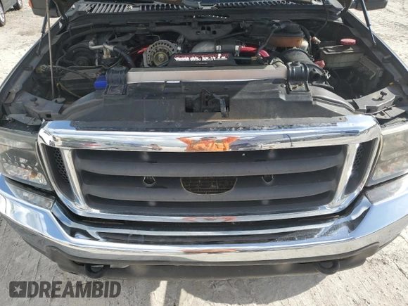 2004 Ford F-250 XL z VIN 1FTNW21P34EB19195, wystawiony jako Copart lot #60455925 z przebiegiem 317 608 mil mil oraz Szkoda całkowita • Salvage title. Historia ofert i sprzedaży dostępna na DreamBid. Obrazek 11.