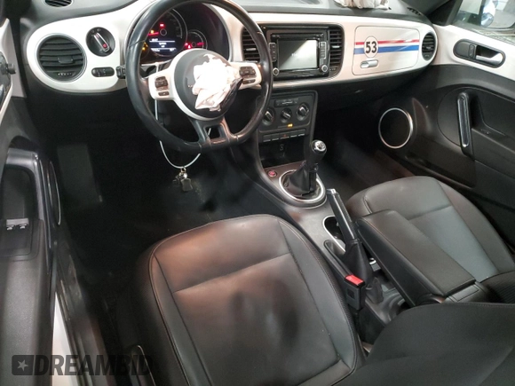2014 Volkswagen Beetle with VIN 3VWHX7AT4EM618018, listed as a Copart auction lot 84903284 with 149,853 mi miles and Clean Title. Bid and sale history available at DreamBid. Image 8.