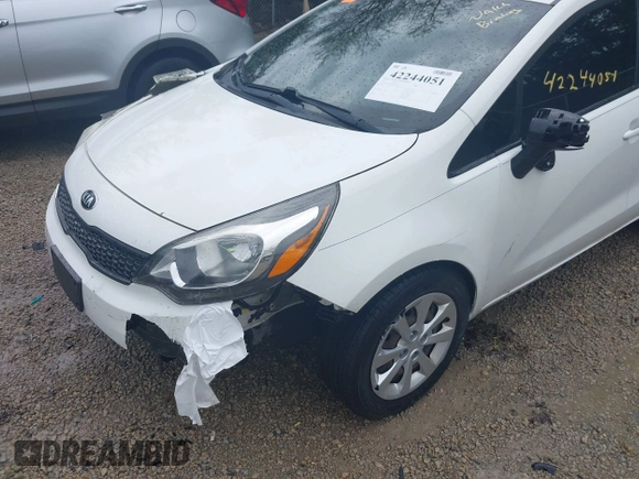2017 Kia Rio LX z VIN KNADM4A35H6117584, wystawiony jako IAAI lot #42244051 z przebiegiem 123 378 mil mil oraz . Historia ofert i sprzedaży dostępna na DreamBid. Obrazek 19.
