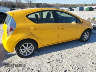 2014 Toyota Prius One z VIN JTDKDTB3XE1078034, wystawiony jako Copart lot #45008115 z przebiegiem 154 225 mil mil oraz Szkoda całkowita • Salvage title. Historia ofert i sprzedaży dostępna na DreamBid. Obrazek 3.