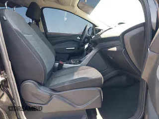 2013 Ford Escape SE z VIN 1FMCU0GX5DUA13261, wystawiony jako IAAI lot #42548111 z przebiegiem 183 037 mil mil oraz . Historia ofert i sprzedaży dostępna na DreamBid. Obrazek 5.
