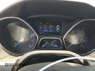 2018 Ford Focus SE with VIN 1FADP3FE8JL205699, listed as a Copart auction lot 63300795 with 128,877 mi miles and Clean title. Bid and sale history available at DreamBid. Image 9.