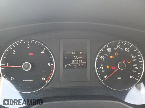 2013 Volkswagen Jetta TDI w/Premium/Nav с VIN 3VWLL7AJXDM200789, выставлен на аукционе Copart как лот 63700385 с пробегом 137 369 миль миль и Списание • Salvage title. История ставок и продаж доступна на DreamBid. Изображение 9.