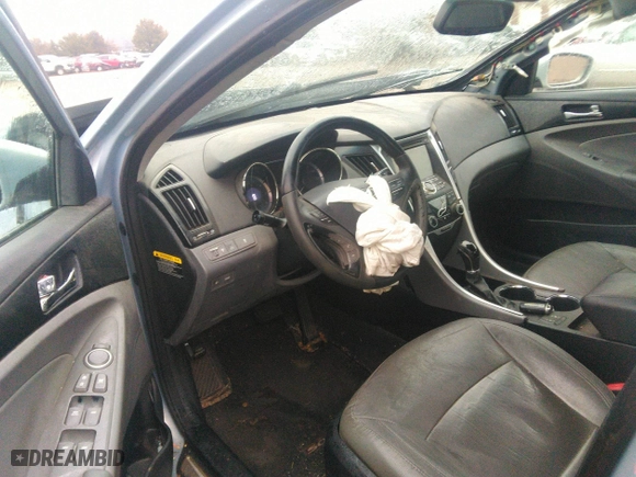 2013 Hyundai Sonata SE with VIN 5NPEC4AC9DH675612, listed as a IAAI auction lot 41257791 with 189,700 mi miles. Bid and sale history available at carsss.com. Image 16.