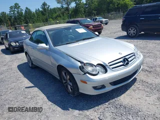 2008 Mercedes-Benz E 350 Luxury z VIN WDBUF87X18B261072, wystawiony jako IAAI lot #42538109 z przebiegiem 144 666 mil mil oraz . Historia ofert i sprzedaży dostępna na DreamBid. Obrazek 1.