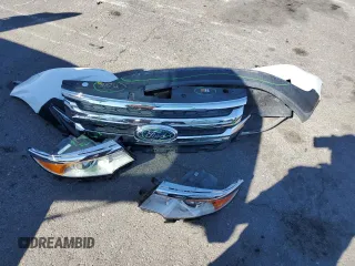 2014 Ford Edge SE z VIN 2FMDK3GC8EBB39954, wystawiony jako Copart lot #56427345 z przebiegiem 139 731 mil mil oraz Szkoda całkowita • Salvage title. Historia ofert i sprzedaży dostępna na DreamBid. Obrazek 12.