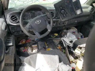 2023 Toyota Tacoma SR z VIN 3TYCZ5AN6PT153777, wystawiony jako Copart lot #56231855 z przebiegiem Nie podano mil oraz Czysty tytuł • Clean title. Historia ofert i sprzedaży dostępna na DreamBid. Obrazek 8.