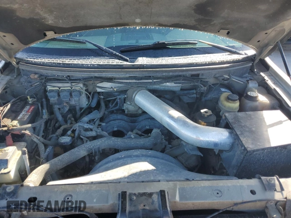 2006 Ford F-150 XL z VIN 1FTPX12V76KD62803, wystawiony jako Copart lot #61134105 z przebiegiem 214 290 mil mil oraz Szkoda całkowita • Salvage title. Historia ofert i sprzedaży dostępna na DreamBid. Obrazek 11.