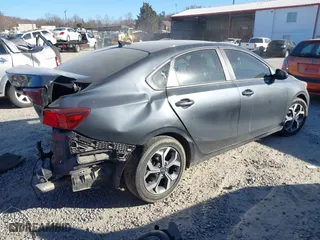 2020 Kia Forte LXS with VIN 3KPF24AD9LE140993, listed as a IAAI auction lot 41694371 with 137,491 mi miles. Bid and sale history available at carsss.com. Image 4.