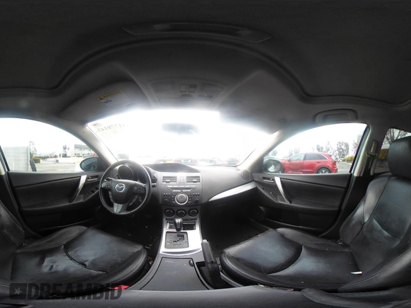 2011 Mazda 3 S Grand Touring z VIN JM1BL1M69B1411625, wystawiony jako IAAI lot #41778143 z przebiegiem 133 987 mil mil oraz . Historia ofert i sprzedaży dostępna na DreamBid. Obrazek 20.
