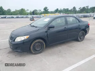 2010 Toyota Corolla z VIN 1NXBU4EE2AZ317521, wystawiony jako IAAI lot #42507177 z przebiegiem 212 466 mil mil oraz . Historia ofert i sprzedaży dostępna na DreamBid. Obrazek 2.