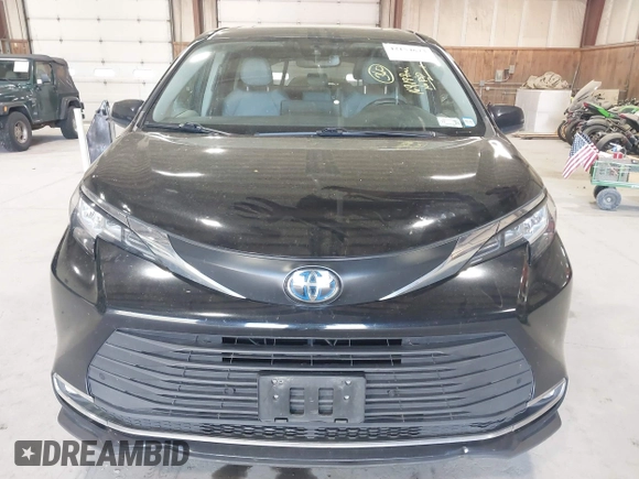 2023 Toyota Sienna XLE z VIN 5TDYRKEC5PS148076, wystawiony jako IAAI lot #42154673 z przebiegiem 169 197 mil mil oraz . Historia ofert i sprzedaży dostępna na DreamBid. Obrazek 12.