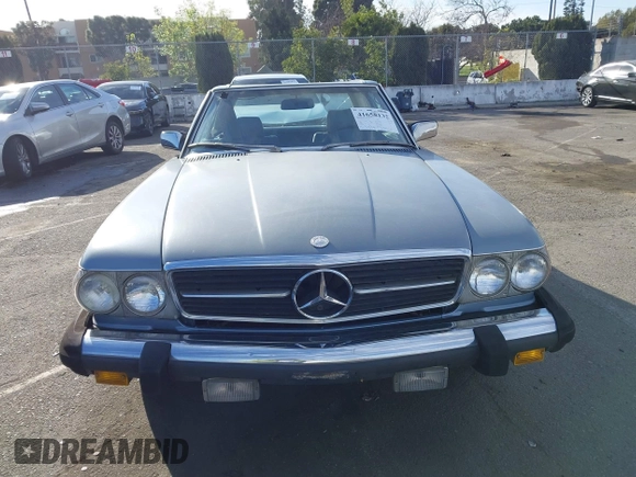 1985 Mercedes-Benz 380 z VIN WDBBA45C5FA029222, wystawiony jako IAAI lot #41658132 z przebiegiem 129 548 mil mil oraz . Historia ofert i sprzedaży dostępna na DreamBid. Obrazek 12.