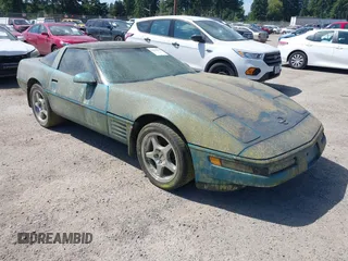 1994 Chevrolet Corvette z VIN 1G1YY22P9R5112919, wystawiony jako IAAI lot #42465563 z przebiegiem 77 551 mil mil oraz . Historia ofert i sprzedaży dostępna na DreamBid. Obrazek 1.