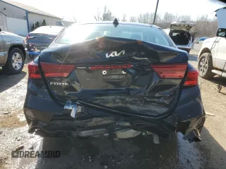 2022 Kia Forte LXS with VIN 3KPF24AD0NE431210, listed as a Copart auction lot 48363025 with 36,962 mi miles and Salvage Title. Bid and sale history available at carsss.com. Image 6.