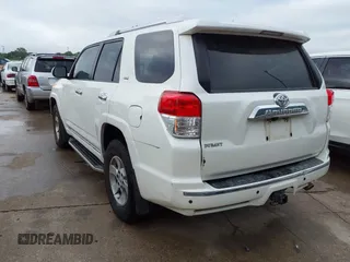 2011 Toyota 4Runner SR5 with VIN JTEZU5JR6B5028022, listed as a IAAI auction lot 42117576 with 246,000 mi miles and . Bid and sale history available at DreamBid. Image 3.