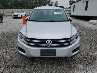 2015 Volkswagen Tiguan SE with VIN WVGAV7AX4FW552810, listed as a Copart auction lot 54490895 with 174,659 mi miles and Salvage title. Bid and sale history available at DreamBid. Image 5.