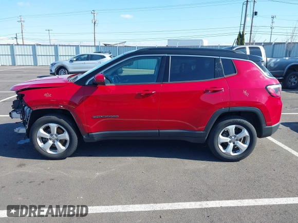2018 Jeep Compass Latitude with VIN 3C4NJDBB5JT127730, listed as a IAAI auction lot 41701871 with 136,544 mi miles. Bid and sale history available at carsss.com. Image 15.