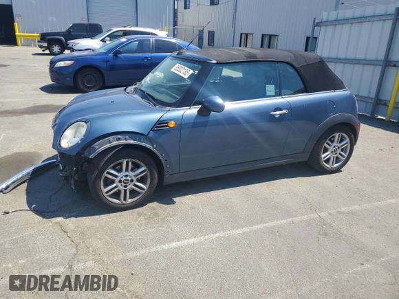 2011 MINI Convertible z VIN WMWZN3C56BTZ78387, wystawiony jako Copart lot #65002185 z przebiegiem 147 901 mil mil oraz Czysty tytuł • Clean title. Historia ofert i sprzedaży dostępna na DreamBid. Obrazek 1.