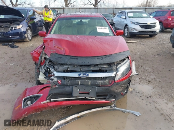 2010 Ford Fusion SEL with VIN 3FAHP0CG3AR301876, listed as a IAAI auction lot 41865090 with 186,465 mi miles. Bid and sale history available at carsss.com. Image 12.