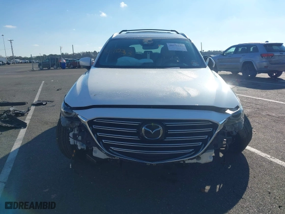 2018 Mazda CX-9 Grand Touring with VIN JM3TCBDY6J0200843, listed as a IAAI auction lot 40971233 with 94,770 mi miles. Bid and sale history available at carsss.com. Image 12.
