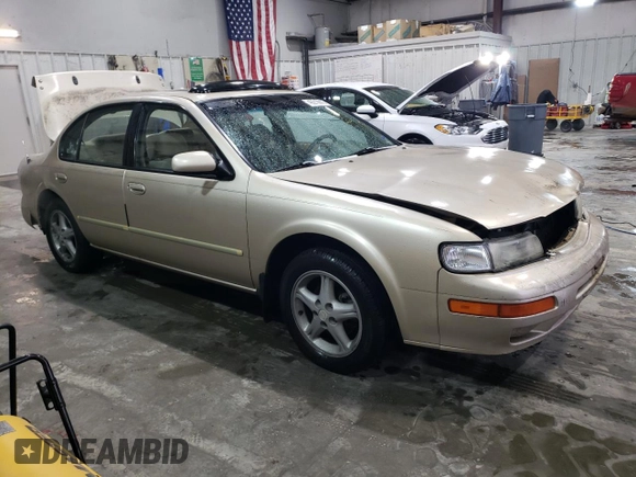 1998 Nissan Maxima GXE with VIN JN1CA21D3WT532196, listed as a Copart auction lot 43210915 with 277,946 mi miles and Salvage title. Bid and sale history available at DreamBid. Image 4.