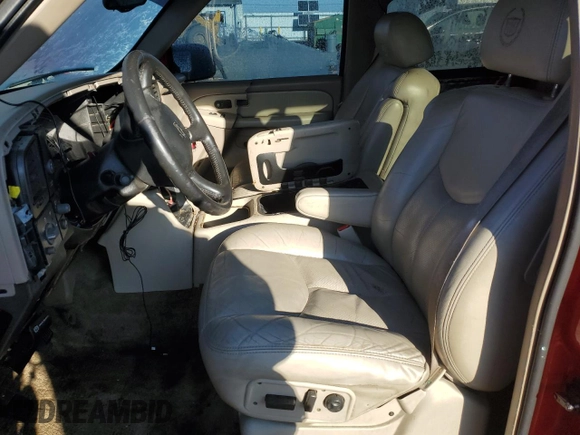 2002 Chevrolet Suburban LS with VIN 3GNEC16Z32G297666, listed as a Copart auction lot 88427615 with 0 mi miles and Salvage Title. Bid and sale history available at carsss.com. Image 7.