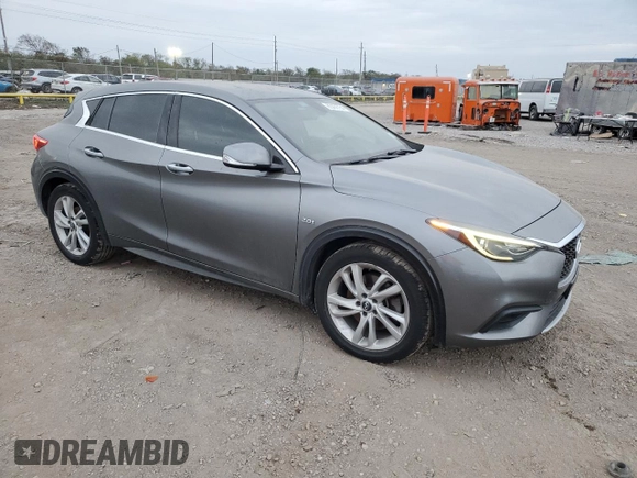 2018 Infiniti QX30 Premium z VIN SJKCH5CP6JA060448, wystawiony jako Copart lot #83436754 z przebiegiem 97 684 mil mil oraz Szkoda całkowita • Salvage title. Historia ofert i sprzedaży dostępna na DreamBid. Obrazek 4.