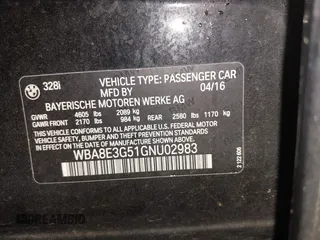 2016 BMW 3 Series 328i xDrive with VIN WBA8E3G51GNU02983, listed as a IAAI auction lot 40755586 with 75,082 mi miles. Bid and sale history available at carsss.com. Image 9.