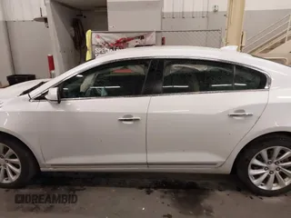 2015 Buick LaCrosse Leather with VIN 1G4GB5G32FF287705, listed as a IAAI auction lot 41194838 with 146,207 mi miles. Bid and sale history available at carsss.com. Image 14.