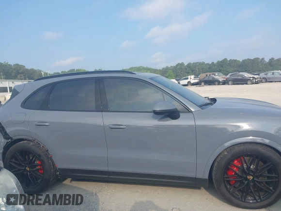 2024 Porsche Cayenne S with VIN WP1AL2AY0RDA32737, listed as a IAAI auction lot 42388781 with 11,802 mi miles and . Bid and sale history available at DreamBid. Image 14.