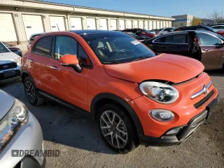 2018 FIAT 500X Trekking z VIN ZFBCFYCB6JP682871, wystawiony jako Copart lot #82798284 z przebiegiem 67 764 mil mil oraz Szkody całkowita. Historia ofert i sprzedaży dostępna na DreamBid. Obrazek 4.
