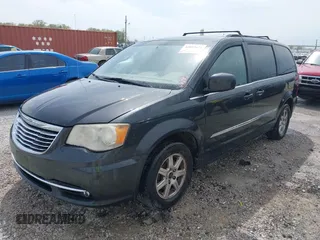 2012 Chrysler Town & Country Touring z VIN 2C4RC1BG8CR189120, wystawiony jako IAAI lot #42014671 z przebiegiem 204 734 mil mil oraz . Historia ofert i sprzedaży dostępna na DreamBid. Obrazek 2.
