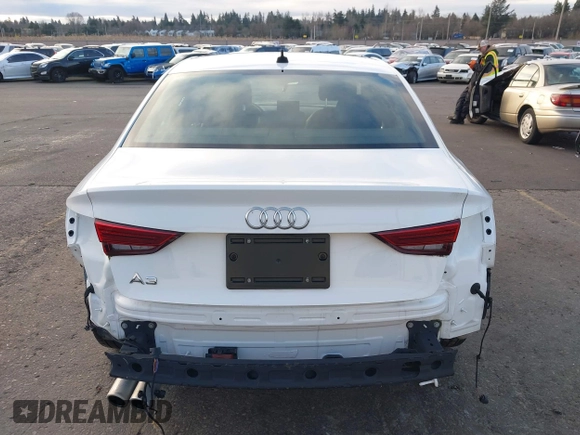 2020 Audi A3 Premium z VIN WAUAUGFF8LA104292, wystawiony jako IAAI lot #37879554 z przebiegiem 28 202 mil mil oraz . Historia ofert i sprzedaży dostępna na DreamBid. Obrazek 17.
