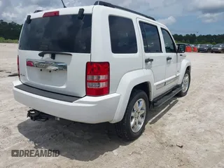 2012 Jeep Liberty Sport z VIN 1C4PJMAK0CW181346, wystawiony jako IAAI lot #42501898 z przebiegiem 173 614 mil mil oraz . Historia ofert i sprzedaży dostępna na DreamBid. Obrazek 4.