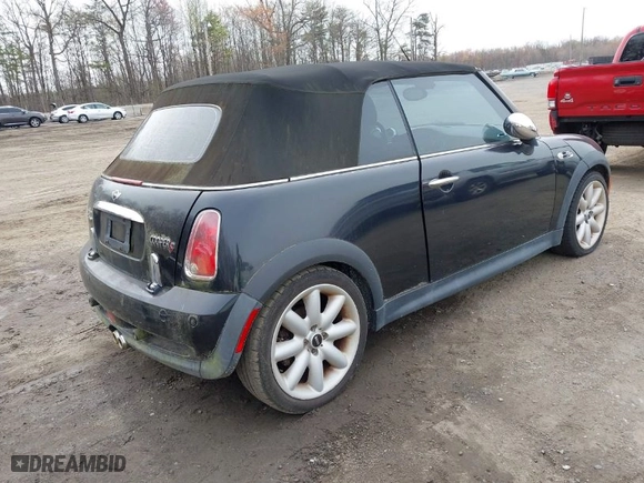 2006 MINI Cooper Convertible S with VIN WMWRH33536TL93425, listed as a IAAI auction lot 41950272 with 1 mi miles. Bid and sale history available at carsss.com. Image 4.