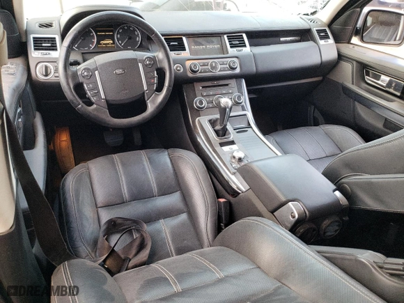 2011 Land Rover Range Rover Sport HSE LUX with VIN SALSK2D40BA714227, listed as a Copart auction lot 83686964 with 116,465 mi miles and Salvage Title. Bid and sale history available at carsss.com. Image 8.