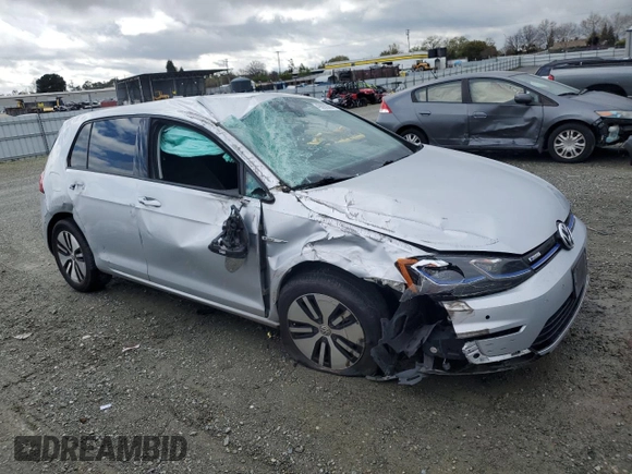 2019 Volkswagen Golf SEL Premium с VIN WVWPR7AU9KW910602, выставлен на аукционе Copart как лот 49092265 с пробегом 73 897 миль миль и Списание • Salvage title. История ставок и продаж доступна на DreamBid. Изображение 4.