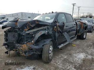 2018 Ram 3500 Laramie z VIN 3C63RRJL1JG324241, wystawiony jako Copart lot #42253725 z przebiegiem 298 449 mil mil oraz Czysty tytuł • Clean title. Historia ofert i sprzedaży dostępna na DreamBid. Obrazek 1.
