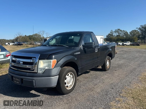 2013 Ford F-150 XL with VIN 1FTMF1CM7DFE09796, listed as a Copart auction lot 88993205 with 67,872 mi miles and Clean title. Bid and sale history available at DreamBid. Image 2.