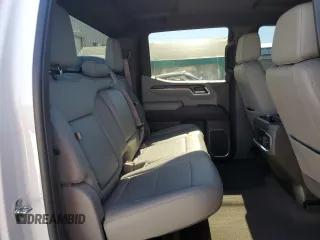 2023 GMC Sierra 1500 SLT z VIN 3GTUUDE83PG267733, wystawiony jako Copart lot #61530004 z przebiegiem 21 446 mil mil oraz Szkoda całkowita • Salvage title. Historia ofert i sprzedaży dostępna na DreamBid. Obrazek 10.