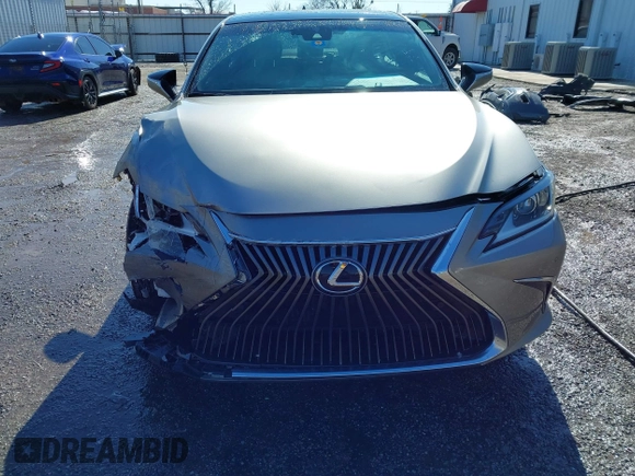 2021 Lexus ES with VIN 58ADZ1B12MU107749, listed as a IAAI auction lot 41543415 with 48,134 mi miles. Bid and sale history available at carsss.com. Image 12.